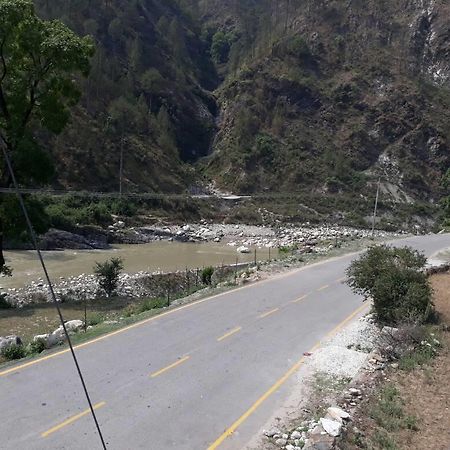 Hotel Inder Place Uttarkashi Ngoại thất bức ảnh
